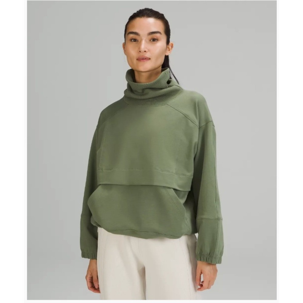 Lululemon LA Packable Pullover to Pillow Women 10 Olive Green Turtleneck Hoodie
